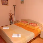 Vendégház Secer